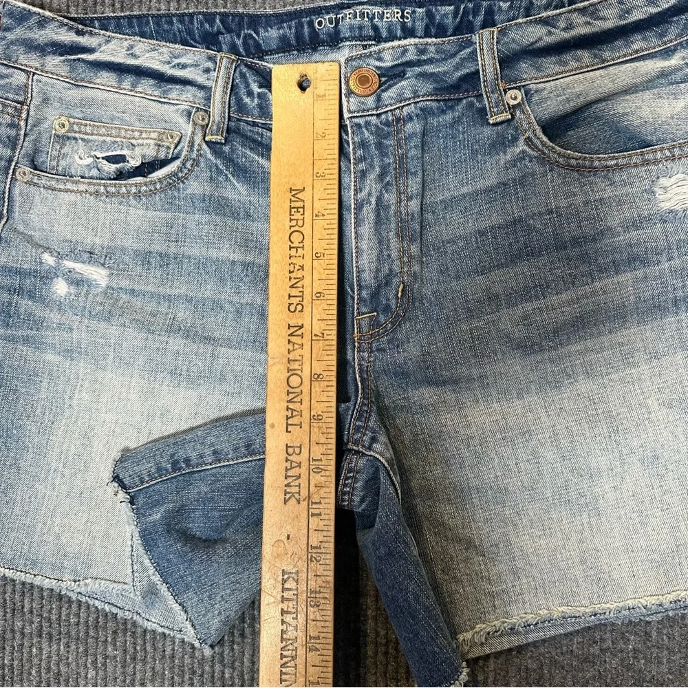 American Eagle Women's 16 Denim Blue Jean Shorts Cutoff Distressed AE Mid Rise - Picture 9 of 11